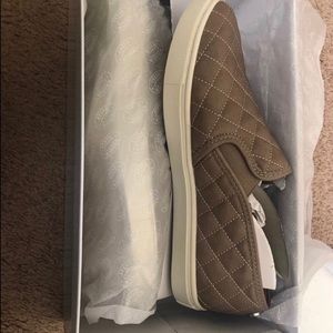 Steve Madden Slip On